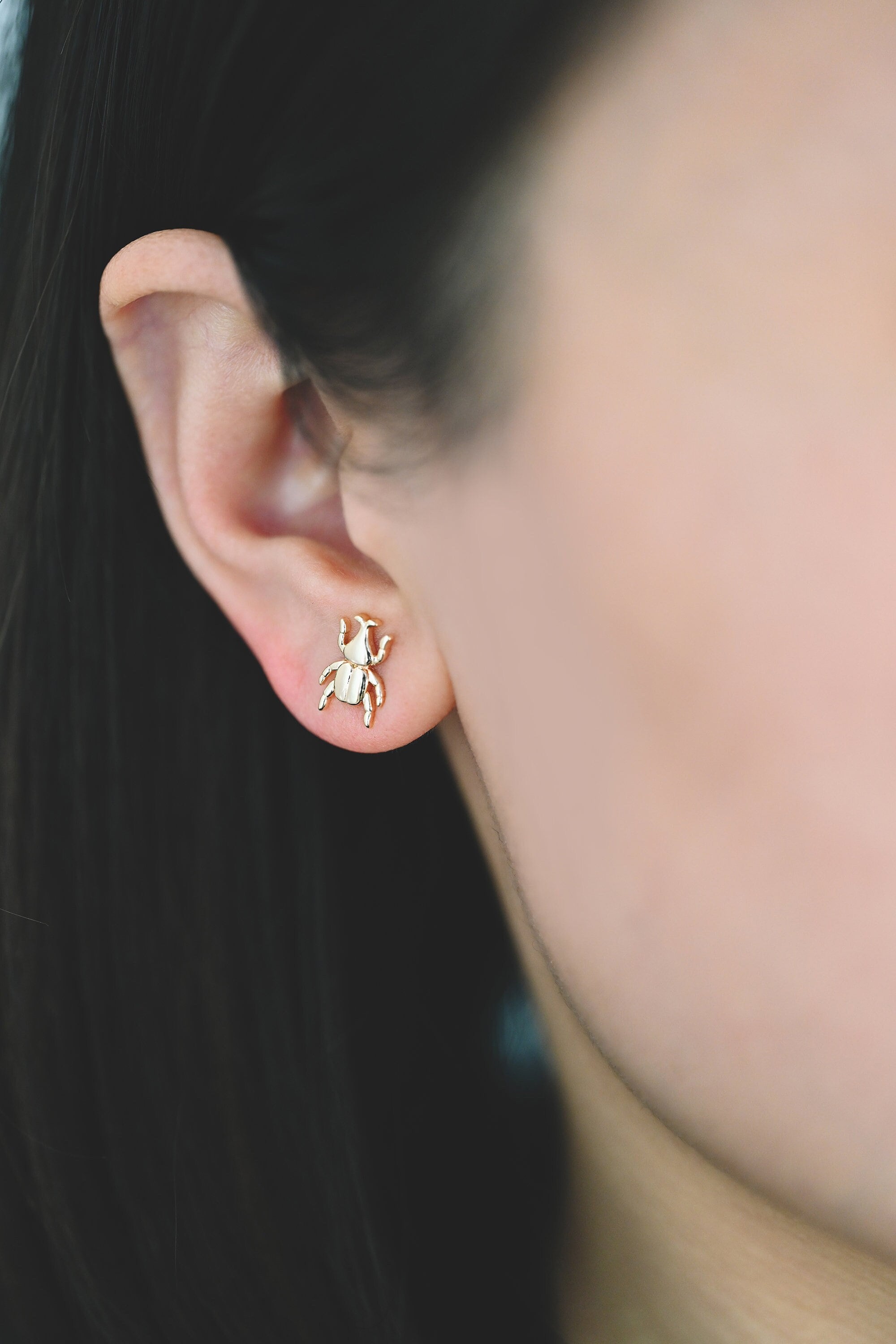 10pcs Gold Beetle Earrings 11x8mm, Gold Plated Brass Cute Insect Stud Earrings (GB-4109)